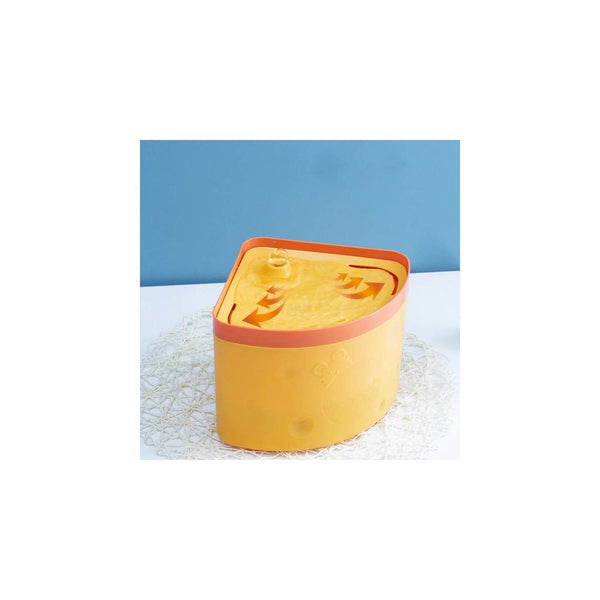 FUENTE DE AGUA PARA GATOS EN FORMA DE QUESO