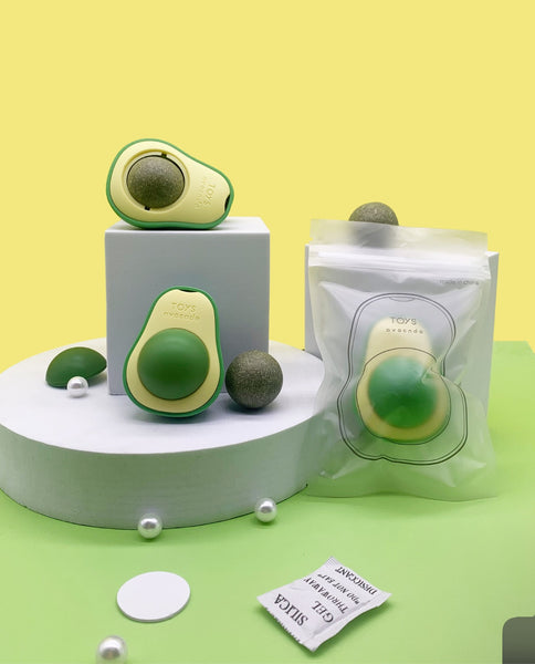 AVOCADO CATNIP BALL